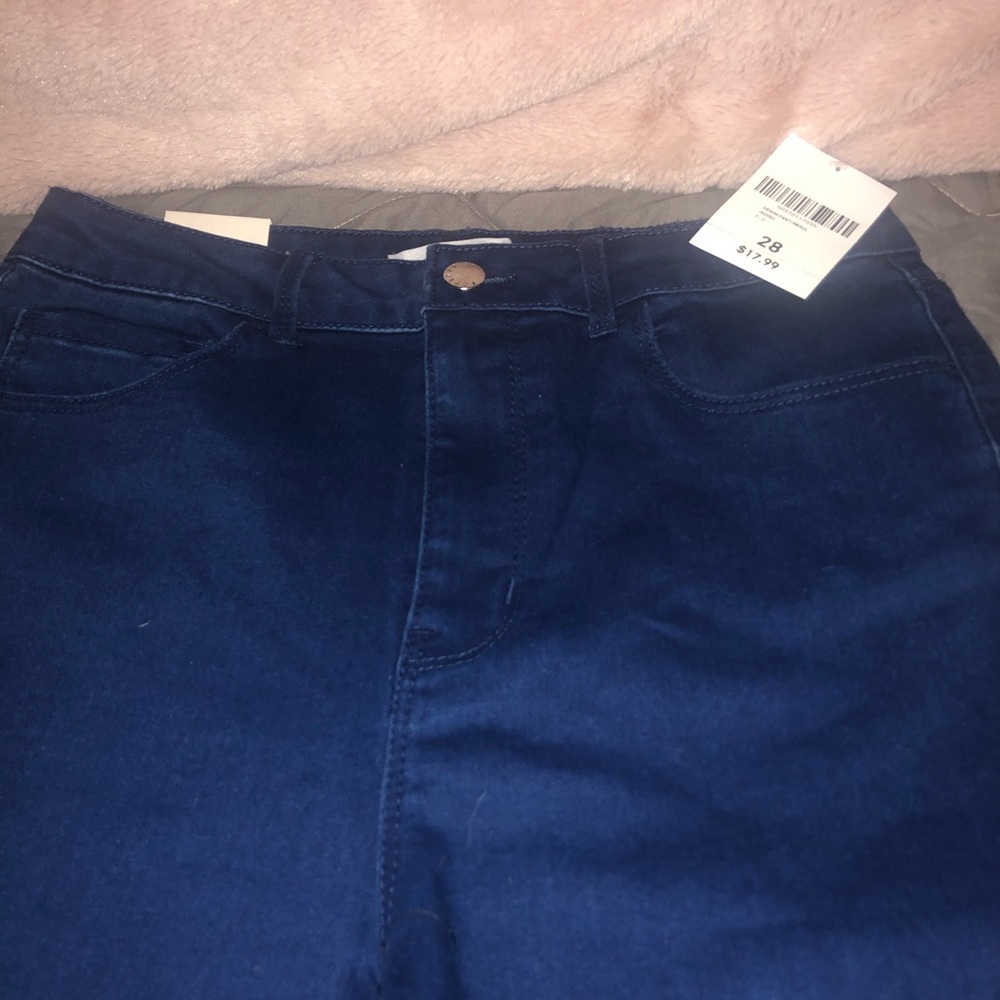 Jeans - Picture 3 of 4